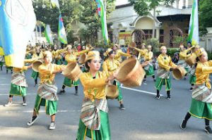 PAGELARAN 1.569 PENARI BORAN DAN GEBYAR 4.540 SEGO BORAN PECAHKAN REKOR MURI