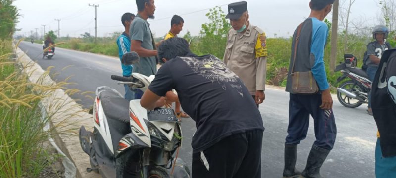 Quick Response Laporan Warga, Bhabinkamtibmas Menteng Amankan Sepeda Motor Tak Bertuan