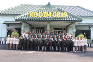 Dandim 0819/Pasuruan Pimpin Upacara Sertijab Kasdim 