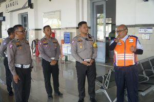 Kasat Lantas Polres Pasuruan Melaksanakan Koordinasi dengan KA stasiun Bangil.