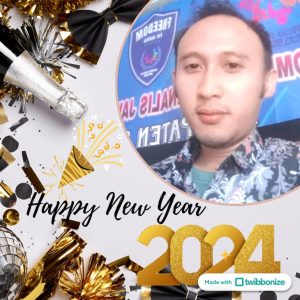 Pimpinan Perusahaan Media PT SAMESINDO yang sekaligus sebagai Pimpinan Redaksi Detik Jatim.ID Bapak H.Moh.Sakban,SE MM Mewakili Seluruh Tim Redaksi dan Wartawan Detik Jatim.id Mengucapkan :