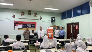 Pusinafis Bareskrim Polri Sosialisasikan Aplikasi AK23 di Sekolah* 