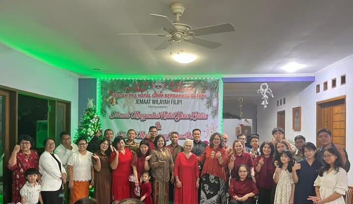 Perayaan Pra Natal jemaat Filipi Gereja GMIM Berbahasa Batak Manado berjalan penuh Persaudaraan dan Hikmat 