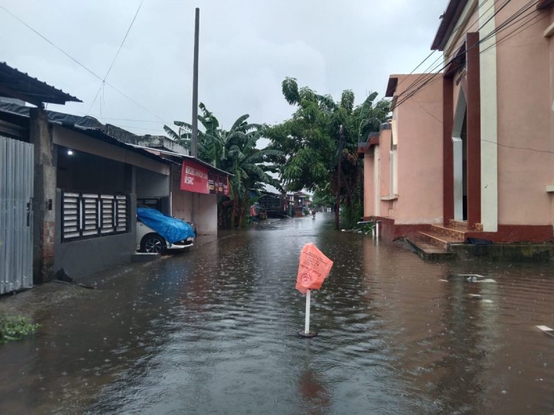 Banjir di Jalan Poros Budaya Borong Untia, Gowa