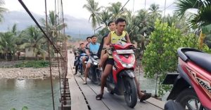 Berharap Jembatan Permanen.Tiga Desa Kec. Muara Jaya Kabupaten OKU 
