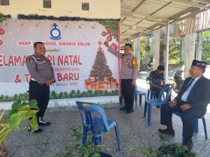 Polsek barumun tengah melaksanakan pengamanan pelaksanaan hari raya natal ummat kristen di Gereja HKBP IMMANUEL SIBORIS DOLOK