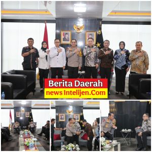 AGATO PP SIMAMORA, KAKANWIL KEMENKUM SUMSEL, MENDATANGI MAPOLDA SUMSEL UNTUK MELAKUKAN AUDENSI DENGAN KAPOLDA SUMSEL IRJEN.POL. ANDI RIAN R DJAJADI