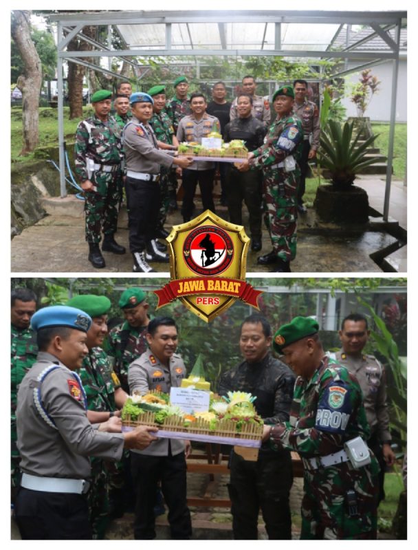 Kapolres Kuningan Bersilaturahmi ke Kodim 0615 Kuningan dalam Rangka HUT Kodam III/Siliwangi