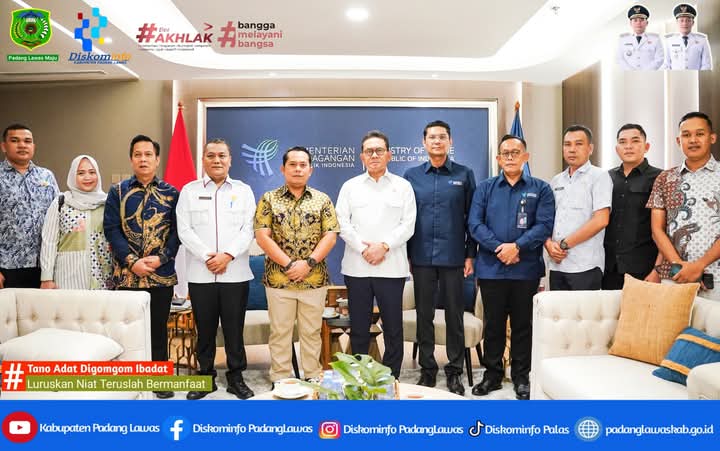 Bupati padang lawas Audiensi bersama mentri perdagangan untuk meningkatkan perekonomian daerah kabupaten padang lawas