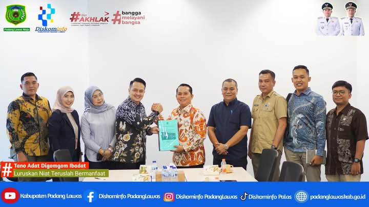 Bupati palas menyembangi kementrian perumahan dan kawasan permukiman