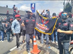 GRIB Jaya Sulsel Kepung Kantor Kajati, Gubernur, dan DPRD Sulsel: Desak Penegakan Hukum Kasus Sertifikasi Ruang Laut Ilegal
