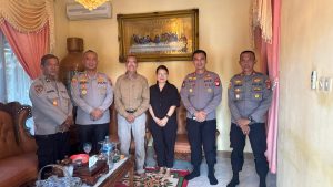 KETUA KUD BALE, YOTRO SAMBUT HANGAT KABID HUMAS POLDA KALBAR DIDESA BELOYANG