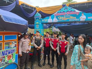 Polres Muara Enim Laksanakan Pengamanan Pasar Ramadhan 1446 H di Masjid Agung