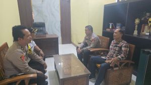 Kapolsek Rambang IPTU Zulkarnain Afianata Beserta Bhabinkamtibmas Laksanakan Giat Polisi Sanjo di Desa Kencana Mulia