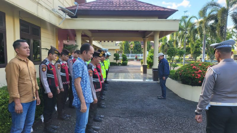 untuk memberikan kenyamanan bagi masyarakat Polres Ogan Ilir Lakukan Pengamanan Pasar Bedug Ramadhan 1446 H