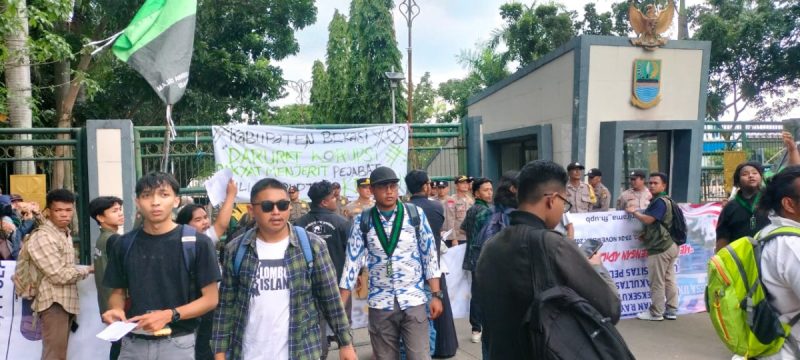 HMI usut tuntas dugaan korupsi ALOKASI DANA DAK Rp 10 M yang dilakukan oknum anggota DPR kab Bekasi inisial DS dari partai Gerindra