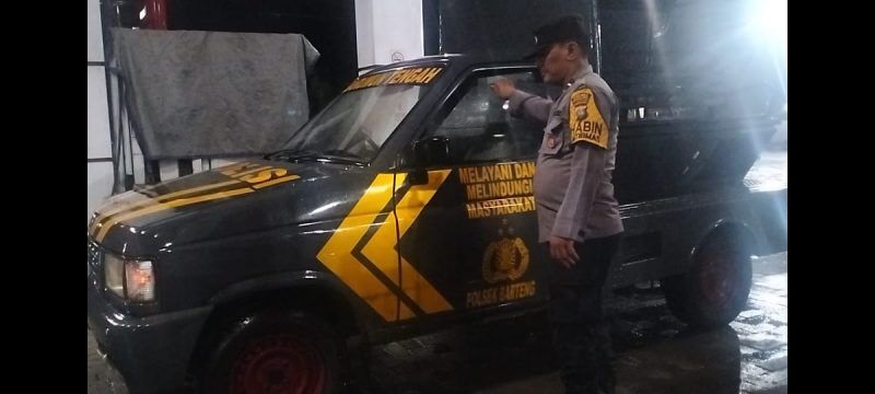 Bhabinkamtibmas patroli blue light,meminimalisir aksi kejahatan di bulan Ramadhan