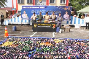 Polres Banyuasin Musnahkan Ribuan Miras dan 23 Dirigen Tuak Menjelang Perayaan Idul Fitri 1446H