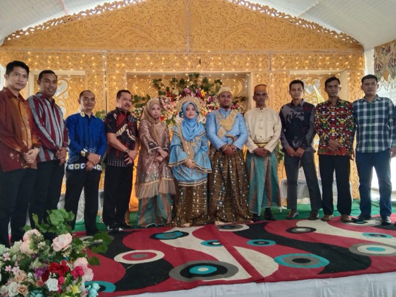 Happy wedding Muh.Didik Ainul Yaqin dan Musdalifah Sebuah Simfoni Cinta di Negri seratus Benteng.