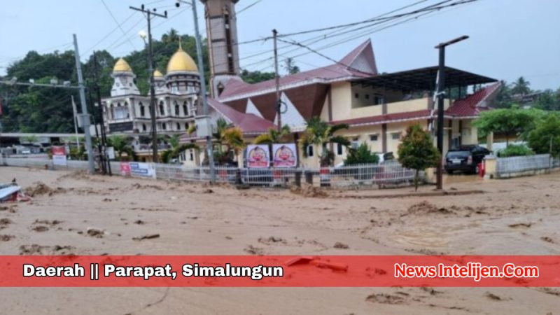 KOTA WISATA PARAPAT DITERJANG BANJIR BANDANG